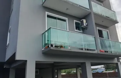 Aluga-se cobertura duplex com 02 quartos joinville.