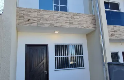 Sobrado com 02 dorm., móveis planejados e área de churrasqueira costa e silva
