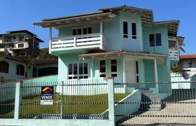 Sobrado comercial/residencial com 03 suítes saguaçu joinville.
