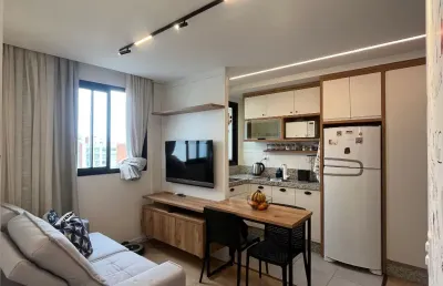 Apartamento com 2 quartos para alugar na Rua Lourenço Pinto, 350, Centro, Curitiba