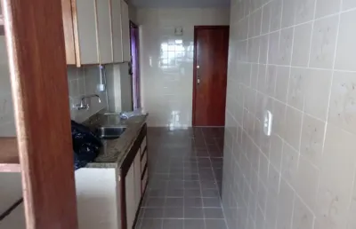 Apartamento - 78 m²- 03 dormitórios - 02 banheiros -varanda - vaga