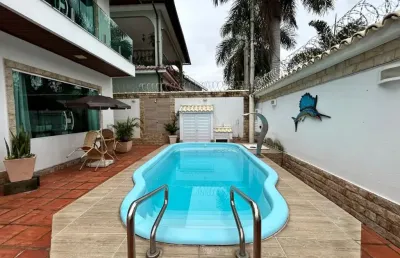 Casa duplex - 280 m² - 04 dormitórios - suites - piscina - hidromassagem