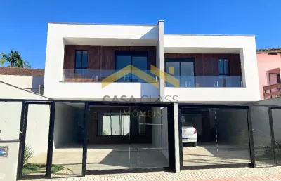 Sobrado geminado novo com 03 suítes no bairro saguaçu em joinville!