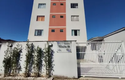 Lindo apartamento à venda com 2 quartos e semi mobiliado no bairro iririu