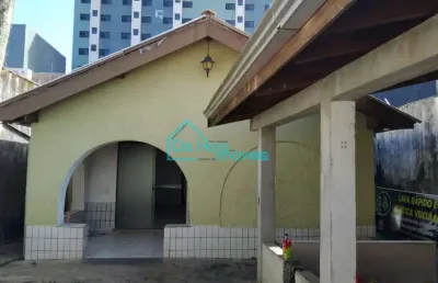 Casa com 2 quartos para alugar no centro, mongaguá  por r$ 3.500