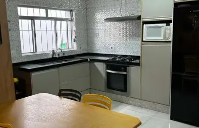 Casa térrea à venda no bairro mogilar em mogi das cruzes, com 3 dormitórios, sendo 1 suíte com closet