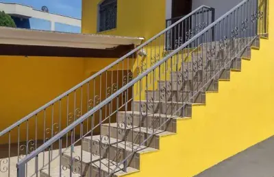 Casa sobrado à venda no bairro vila lavínia em mogi das cruzes, sp, com 3 dormitórios, sendo 1 suíte.