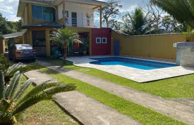 Casa sobrado à venda na praia de boracéia, em bertioga/sp com 5 dormitórios, sendo 1 suíte e uma área total de 949 m²