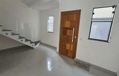 Sobrado novo à venda em condomínio villaggio, no bairro vila suíssa, césar de souza em mogi das cruzes, com 3 dormitórios.