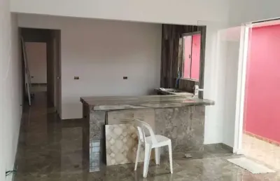 Casa à venda no bairro alto ipiranga em mogi das cruzes com edícula nos fundos.