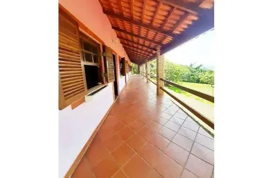 Chácara com 10 mil metros quadrados à venda no residencial itapeti, com 5 suítes.
