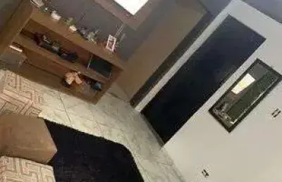 Sobrado com salão comercial à venda com, 4 dormitórios, sendo 1 suíte no bairro jardim esperança.