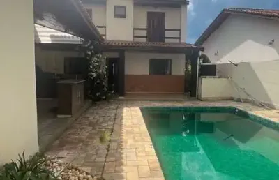Condomínio aruã - casa à venda no condomínio aruã - 3 suítes, piscina e espaços amplo