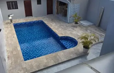Casa reformada com 5 suítes, piscina e área gourmet na vila oliveira – mogi das cruzes