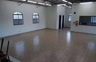 Ponto comercial para venda em miguel pereira, governador portela, 1 dormitório, 2 banheiros