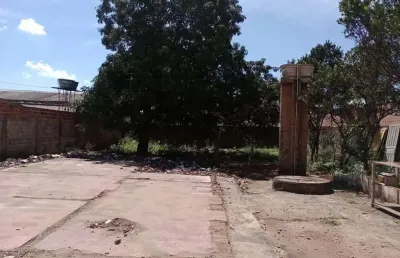 Terreno à venda na Avenida Ephraim de Morais, s/n, Setor Santos Dumont, Goiânia