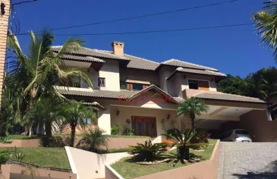Casa com excelente espaço gourmet e  amplas dependências. - arujá hills 1 - arujá/sp