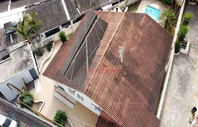 Casa com 3 dormitórios à venda, 200 m² por r$ 2.000.000,00 - jardim rincão - arujá/sp