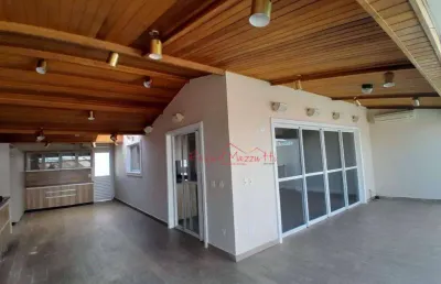 Linda casa completa em um dos melhores condomínios de arujá