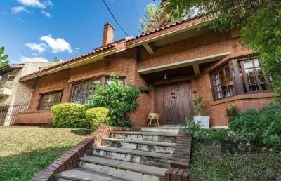 Casa de 3 dormitórios para alugar no bairro chácara das pedras