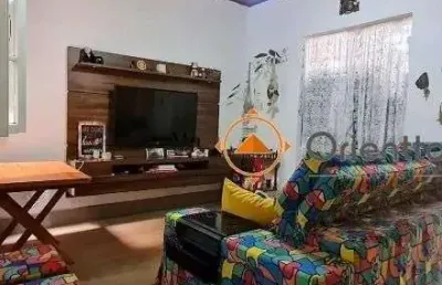 Imobiliária orientta aluga maravilhosa casa com 4 dormitórios,  200m², no bairro