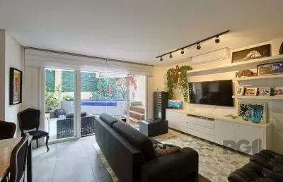 Casa em condomínio fechado com 3 quartos à venda na Rua Paulo Madureira Coelho, 555, Alto Petrópolis, Porto Alegre