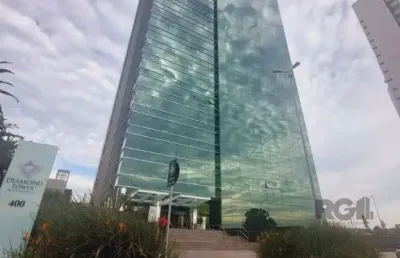 Apartamento à venda na Avenida Diário de Notícias, 400, Cristal, Porto Alegre