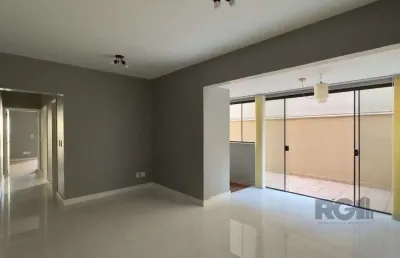 Apartamento garden, 2 dormitórios e 1 vaga de garagem com ótima localização no m
