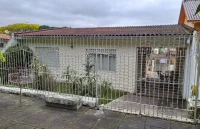 Casa 169m² - 2 dormitórios, 2 vagas no bairro cavalhada