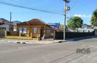 Casa com 3 quartos à venda na Rua Amália Figueiroa, 190, Partenon, Porto Alegre