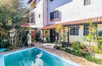 Venha morar num lugar tranquilo da zona sul, casa de 334m², 3 dormitórios no esp