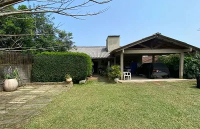 Casa com 3 quartos à venda na Estrada Júlio Antônio Pereira, 95, Hípica, Porto Alegre