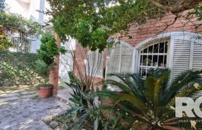 Casa com 3 quartos à venda na Rua Madre Ana, 439, Glória, Porto Alegre