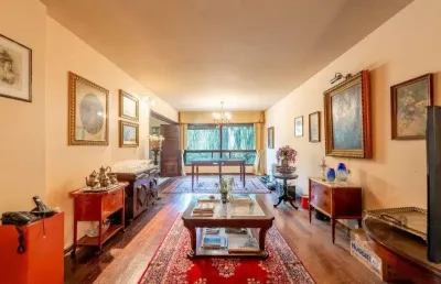 Vende-se apartamento 3 quartos com suíte e vaga, com 120m² de área privativa no