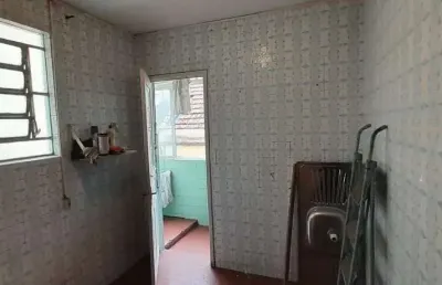 Apartamento de dois quartos no bairro santana em porto alegre