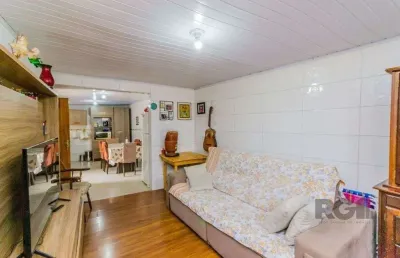 Casa 2 dormitórios no bairro  coronel aparício borges