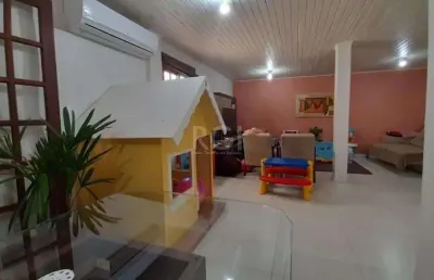 Casa com 3 quartos à venda na Rua Jair de Moura Calixto, 60, Ipanema, Porto Alegre