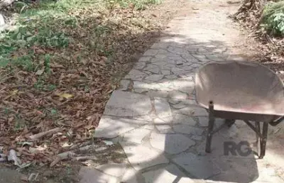 Terreno à venda na Avenida da Serraria, 1215, Espírito Santo, Porto Alegre