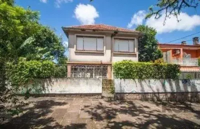 Casa com 6 quartos à venda na Avenida Clemenciano Barnasque, 535, Teresópolis, Porto Alegre