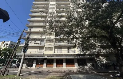 3 quartos com 151m² de área útil, além de lindo terraço no centro de poa