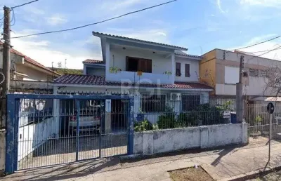 Casa para venda - 270m², 4 dormitórios, sendo 1 suites, 5 vagas - partenon