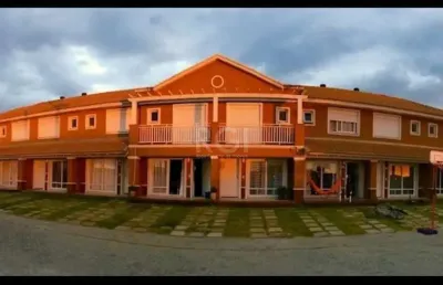 Casa em condomínio 2 dormitórios à venda mariluz plano d imbé/rs