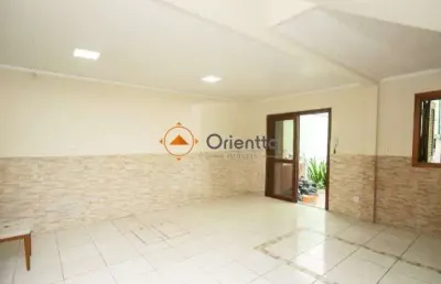 Imobiliária orientta aluga casa 4 dormitórios , sendo 1 suíte - 3 vagas