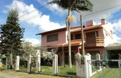 Casa com 4 quartos à venda na Rua Porto Alegre, 275, Remanso, Xangri-Lá
