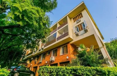 Apartamento térreo 67m² - 2 dormitórios e 1 vaga no bairro higienópolis