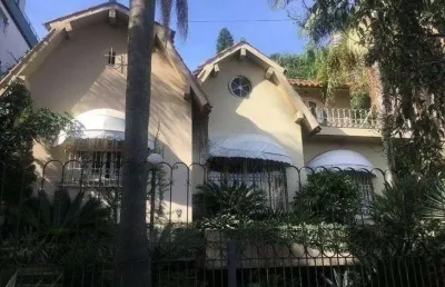 Terreno à venda na Rua Pedro Chaves Barcelos, 90, Auxiliadora, Porto Alegre