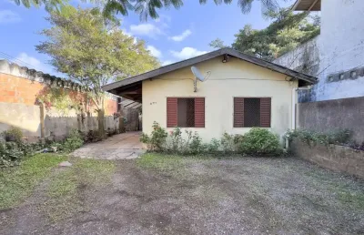 Casa com 2 quartos à venda na Rua Marechal Hermes, 271, Camaquã, Porto Alegre