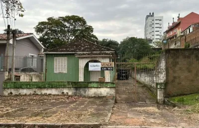 Terreno à venda na Rua São Marcos, 221, Bom Jesus, Porto Alegre