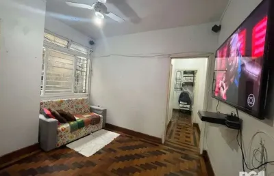 Apartamento com 2 quartos à venda na Rua Vinte e Quatro de Maio, 93, Centro Histórico, Porto Alegre