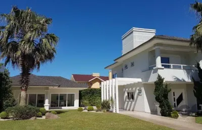 Casa para comprar  no condado de capão com 5 suítes.